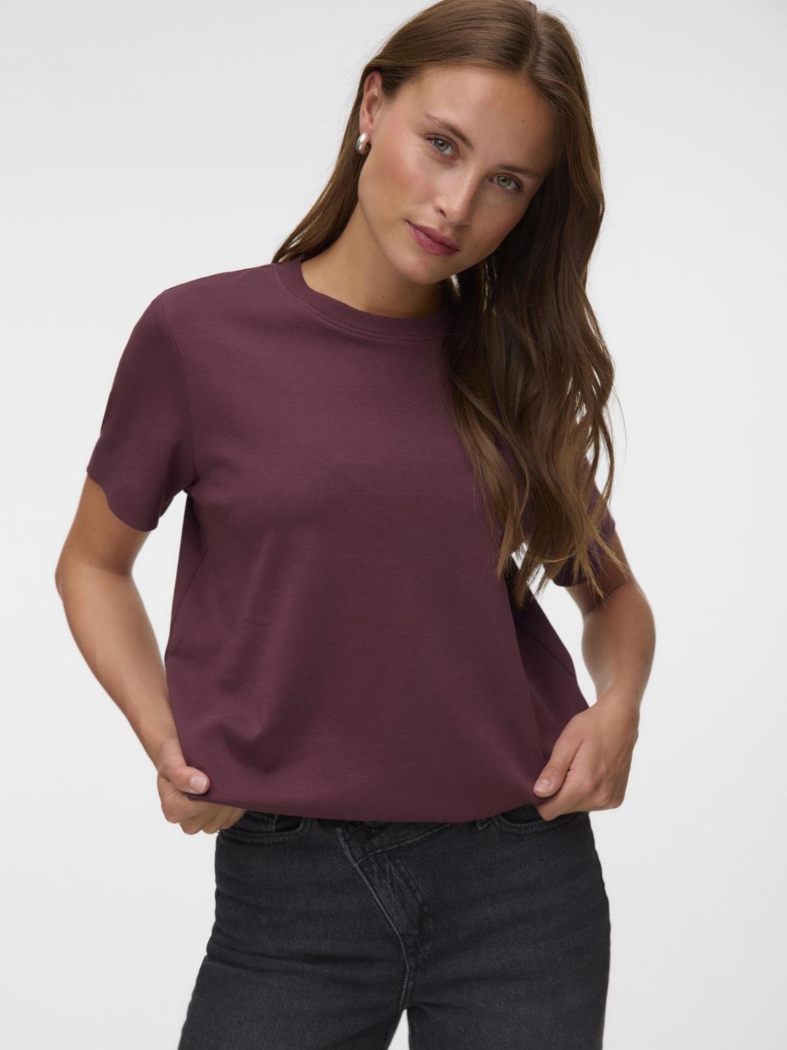 AWNAIMA T-shirt - Catawba Grape - VERO MODA & VILA Bergvik